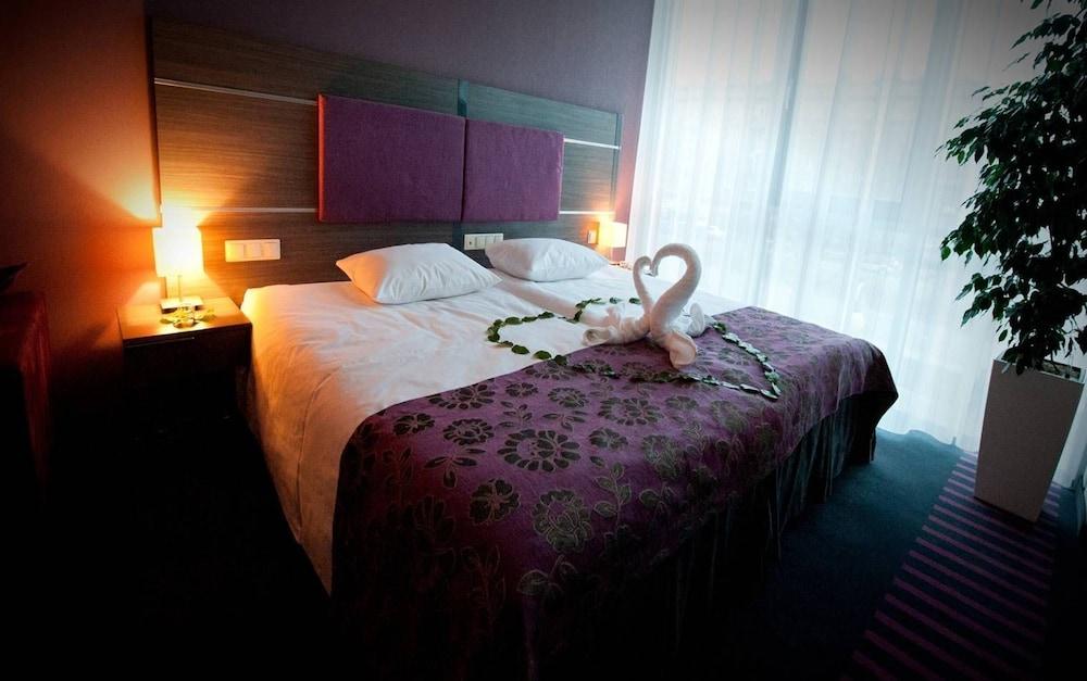Hotel Centrum Business Krakau Buitenkant foto